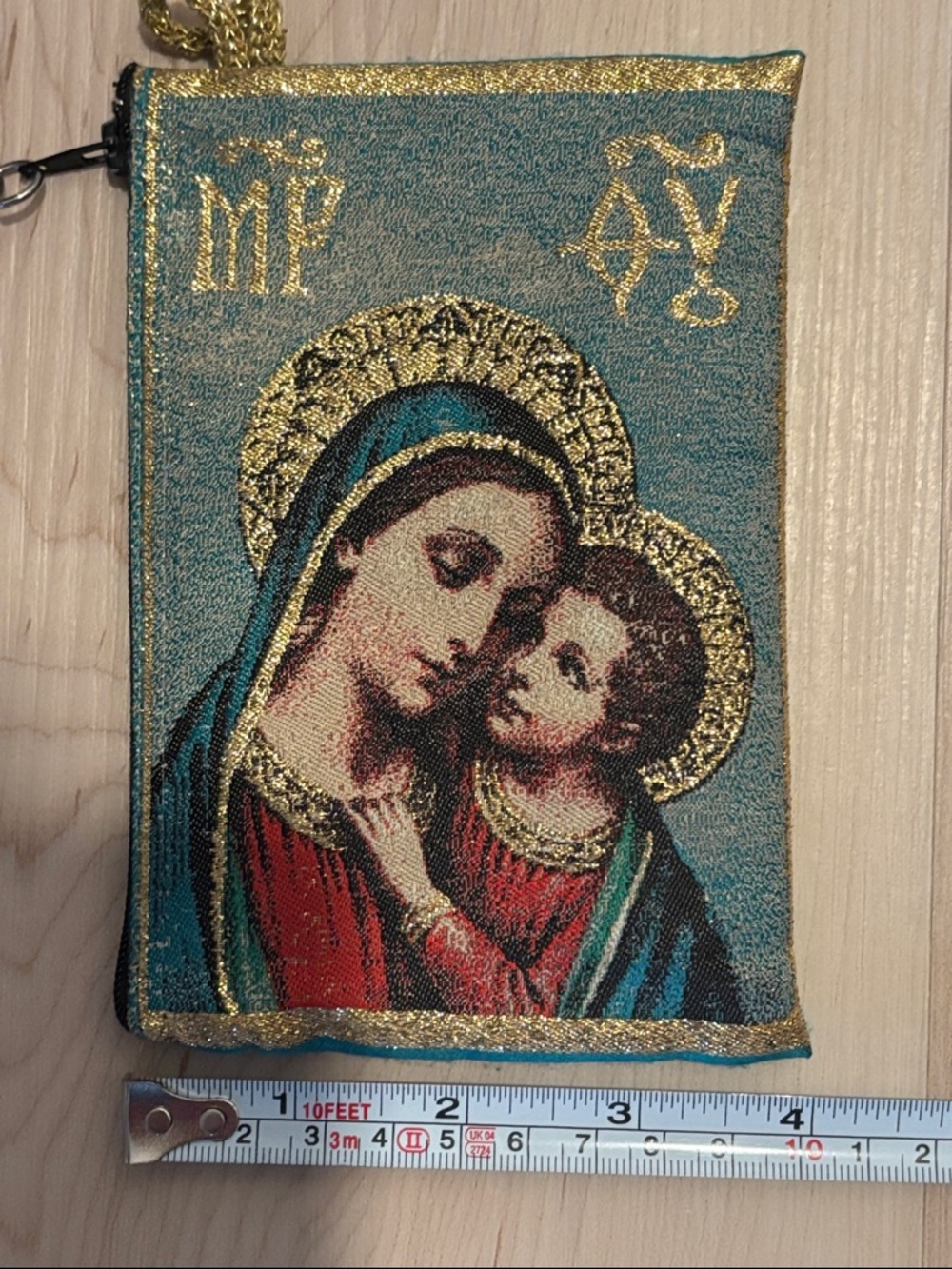 Vintage Tapestry Rosary Pouch with Antiqued Tone Crucifix - Picture 4 of 5